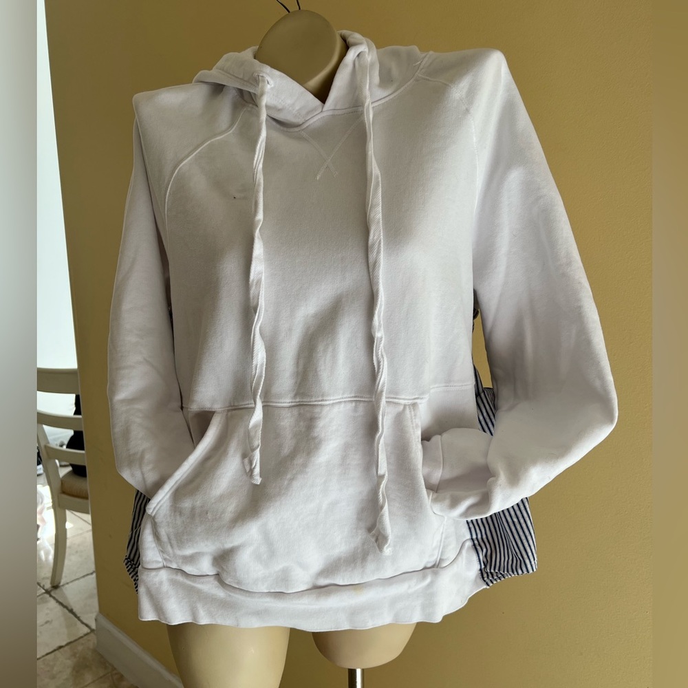 Hooded sweatshirt with side stripe panel